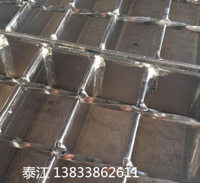 不銹鋼鋼鋼格板規(guī)格型號(hào)、價(jià)格、生產(chǎn)廠家 泰江